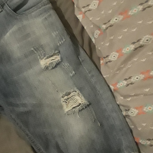 Jean shorts - Picture 3 of 4